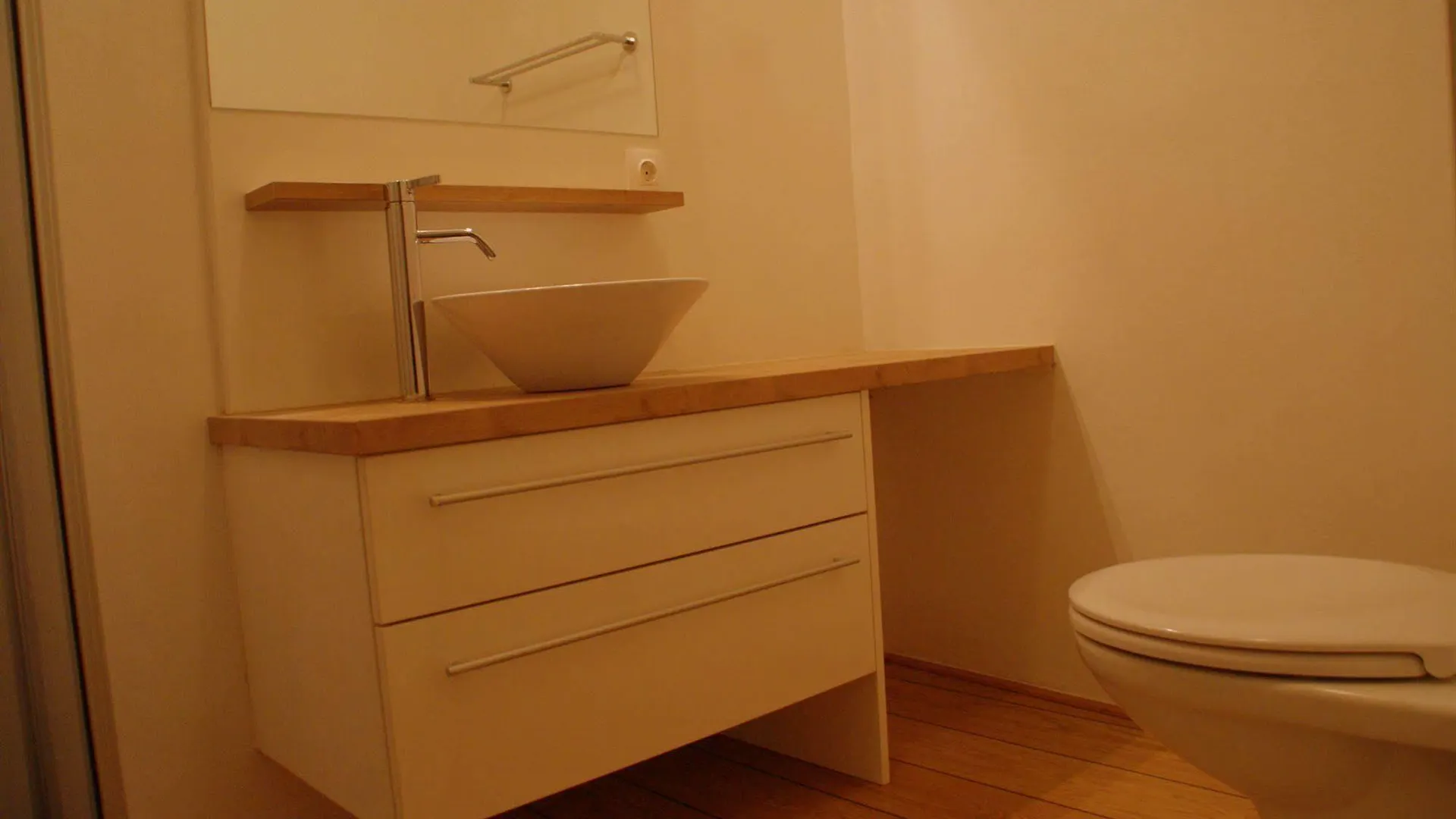 Servus Vienna Karlsplatz Apartment